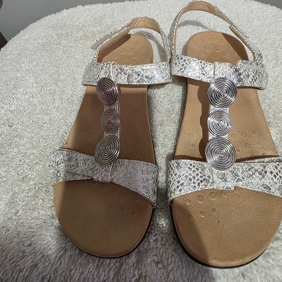 Vionic 9.5  Silver Ankle Strap Sandals - Picture 3 of 6